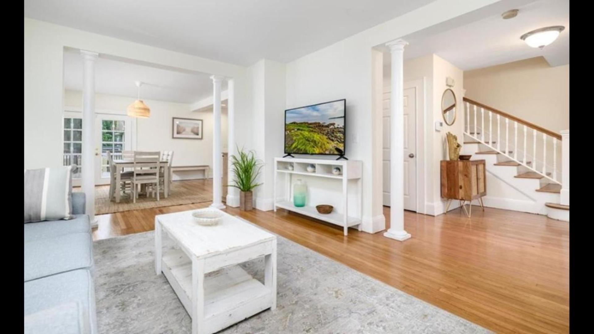 Black Rock Home - 4 Bed - Jacuzzi Bath - Beach Bridgeport Esterno foto